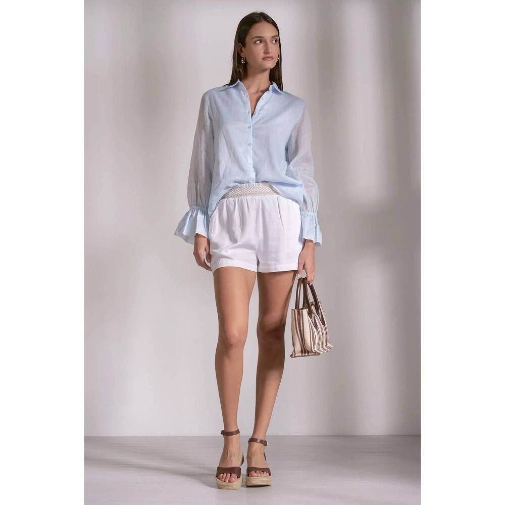 NEW ELAN button down shirt in light blue